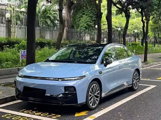Leapmotor B01 2025 купить из Китая, цена 3 023 000 ₽ — Suifenhe Auto