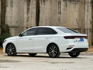 Geely Emgrand 2022 купить из Китая, цена 1 124 000 ₽ — Suifenhe Auto