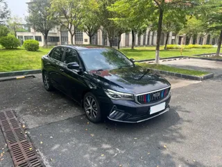 Geely Emgrand 2023 купить из Китая, цена 1 051 000 ₽ — Suifenhe Auto