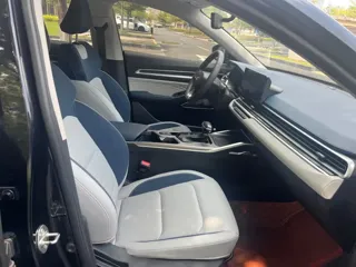 Geely Emgrand 2023 купить из Китая, цена 1 051 000 ₽ — Suifenhe Auto