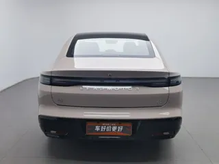 Leapmotor B01 2025 купить из Китая, цена 3 007 000 ₽ — Suifenhe Auto