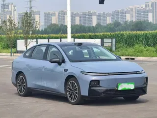 Leapmotor B01 2025 купить из Китая, цена 3 023 000 ₽ — Suifenhe Auto