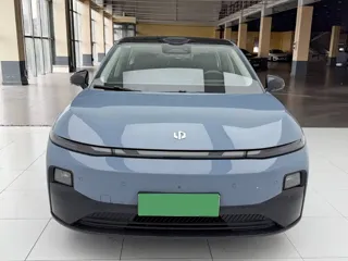 Leapmotor B01 2025 купить из Китая, цена 2 724 000 ₽ — Suifenhe Auto