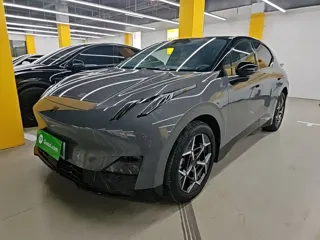 Lynk & Co Z20 2025