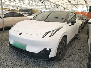 Lynk & Co Z20 2025