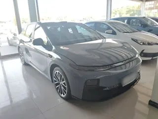 Leapmotor B01 2026 купить из Китая, цена 3 161 000 ₽ — Suifenhe Auto