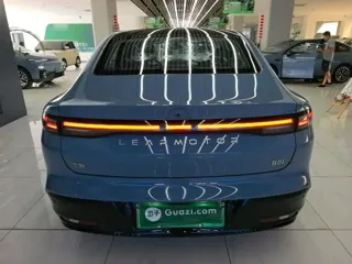 Leapmotor B01 2025 купить из Китая, цена 3 034 000 ₽ — Suifenhe Auto