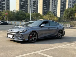 MG MG7 2025