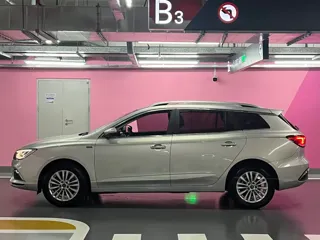 Roewe i5 2019 купить из Китая, цена 1 112 000 ₽ — Suifenhe Auto