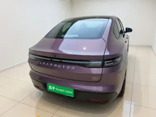 Leapmotor B01 2025 купить из Китая, цена 3 099 000 ₽ — Suifenhe Auto