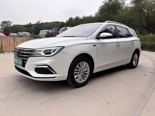 Roewe i5 2019 купить из Китая, цена 1 116 000 ₽ — Suifenhe Auto