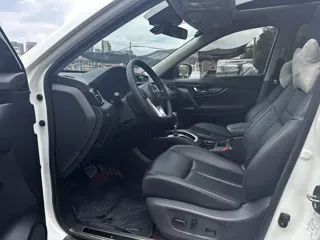 Nissan X-Trail 2025 купить из Китая, цена 2 468 000 ₽ — Suifenhe Auto