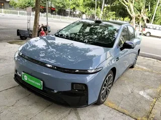 Leapmotor B01 2025 купить из Китая, цена 3 007 000 ₽ — Suifenhe Auto
