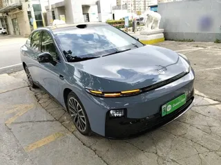 Leapmotor B01 2025 купить из Китая, цена 3 007 000 ₽ — Suifenhe Auto