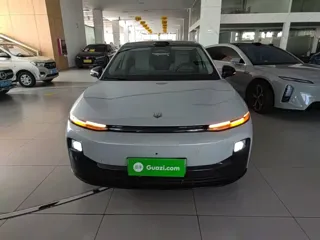 Leapmotor B01 2025 купить из Китая, цена 3 066 000 ₽ — Suifenhe Auto