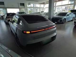 Leapmotor B01 2025 купить из Китая, цена 3 066 000 ₽ — Suifenhe Auto