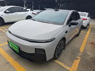 Leapmotor B01 2025 купить из Китая, цена 2 927 000 ₽ — Suifenhe Auto