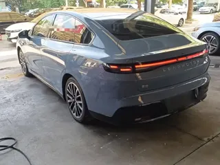 Leapmotor B01 2025 купить из Китая, цена 2 994 000 ₽ — Suifenhe Auto
