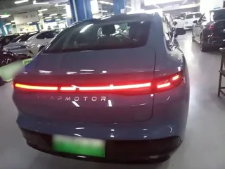 Leapmotor B01 2025 купить из Китая, цена 2 990 000 ₽ — Suifenhe Auto