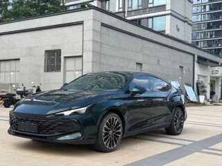 MG MG7 2025 купить из Китая, цена 2 826 000 ₽ — Suifenhe Auto