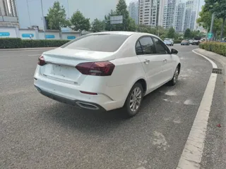 Geely Emgrand 2021 купить из Китая, цена 1 138 000 ₽ — Suifenhe Auto