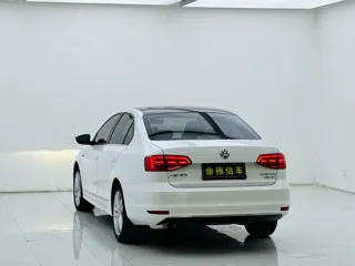 Volkswagen Sagitar 2019 купить из Китая, цена 1 339 000 ₽ — Suifenhe Auto