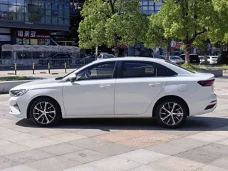 Geely Emgrand 2022 купить из Китая, цена 994 000 ₽ — Suifenhe Auto