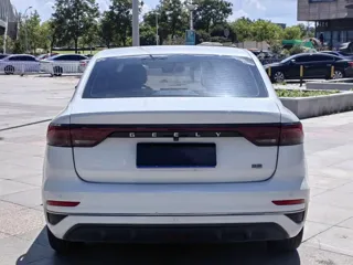 Geely Emgrand 2022 купить из Китая, цена 994 000 ₽ — Suifenhe Auto