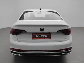 Volkswagen Sagitar 2022 купить из Китая, цена 1 328 000 ₽ — Suifenhe Auto