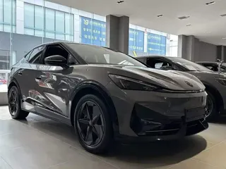 Volkswagen Yuzhong 06 2025 купить из Китая, цена 3 588 000 ₽ — Suifenhe Auto