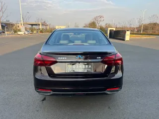 Geely Emgrand 2018 купить из Китая, цена 964 000 ₽ — Suifenhe Auto