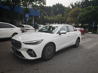 Geely Emgrand 2026