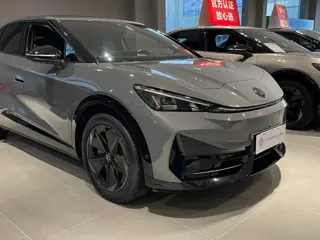 Volkswagen Yuzhong 06 2025 купить из Китая, цена 3 660 000 ₽ — Suifenhe Auto