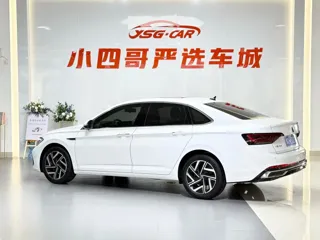 Volkswagen Sagitar 2024 купить из Китая, цена 2 949 000 ₽ — Suifenhe Auto