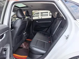 Geely Emgrand 2025 купить из Китая, цена 1 378 000 ₽ — Suifenhe Auto
