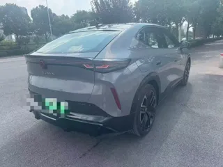 Volkswagen Yuzhong 06 2025 купить из Китая, цена 4 226 000 ₽ — Suifenhe Auto