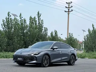 MG MG7 2023