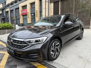 Volkswagen Sagitar 2022 купить из Китая, цена 1 510 000 ₽ — Suifenhe Auto