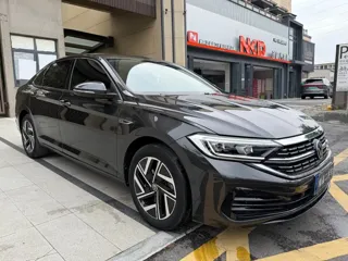 Volkswagen Sagitar 2022 купить из Китая, цена 1 510 000 ₽ — Suifenhe Auto