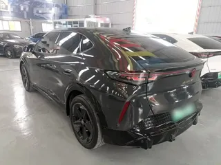 Volkswagen Yuzhong 06 2025 купить из Китая, цена 3 542 000 ₽ — Suifenhe Auto