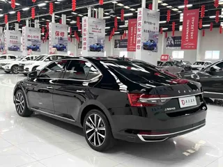Skoda Superb 2024 купить из Китая, цена 2 911 000 ₽ — Suifenhe Auto