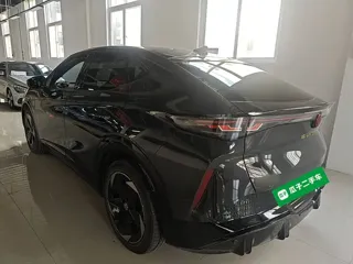 Volkswagen Yuzhong 06 2025 купить из Китая, цена 3 688 000 ₽ — Suifenhe Auto