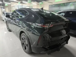 Volkswagen Yuzhong 06 2025 купить из Китая, цена 3 760 000 ₽ — Suifenhe Auto