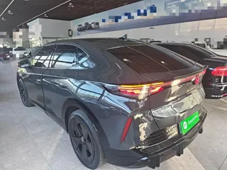 Volkswagen Yuzhong 06 2025 купить из Китая, цена 3 666 000 ₽ — Suifenhe Auto