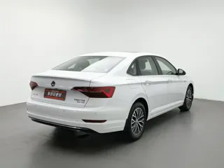 Volkswagen Sagitar 2020 купить из Китая, цена 1 585 000 ₽ — Suifenhe Auto