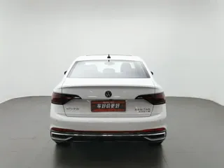 Volkswagen Sagitar 2023 купить из Китая, цена 1 451 000 ₽ — Suifenhe Auto