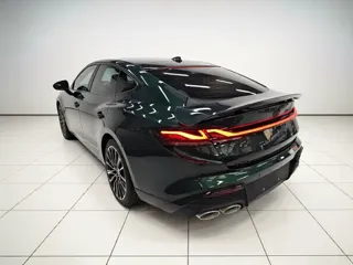 MG MG7 2024 купить из Китая, цена 3 087 000 ₽ — Suifenhe Auto