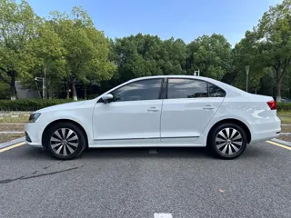 Volkswagen Sagitar 2018 купить из Китая, цена 1 386 000 ₽ — Suifenhe Auto