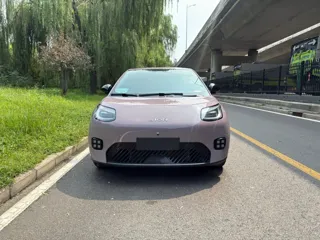 Aion UT 2025 купить из Китая, цена 1 567 000 ₽ — Suifenhe Auto
