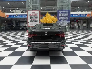 Volkswagen Sagitar 2022 купить из Китая, цена 1 727 000 ₽ — Suifenhe Auto